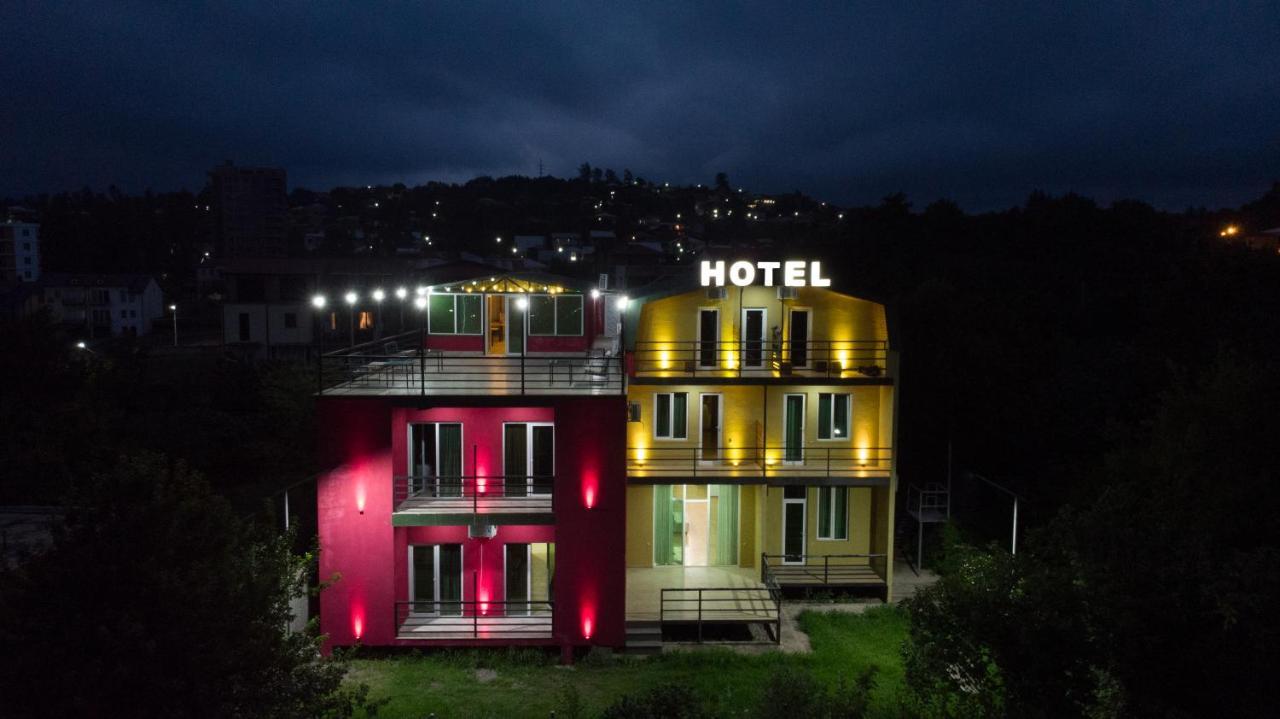 Hôtel Panorama Koutaïssi Extérieur photo