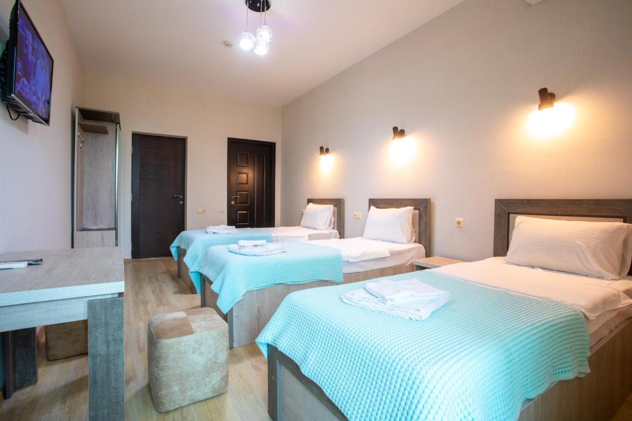 Hôtel Panorama Koutaïssi Extérieur photo
