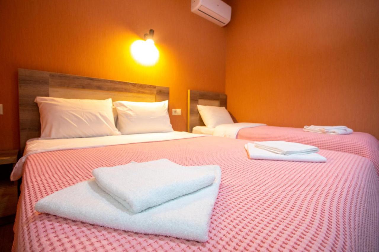 Hôtel Panorama Koutaïssi Extérieur photo