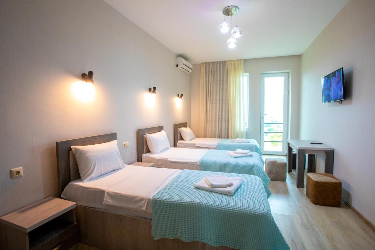 Hôtel Panorama Koutaïssi Extérieur photo