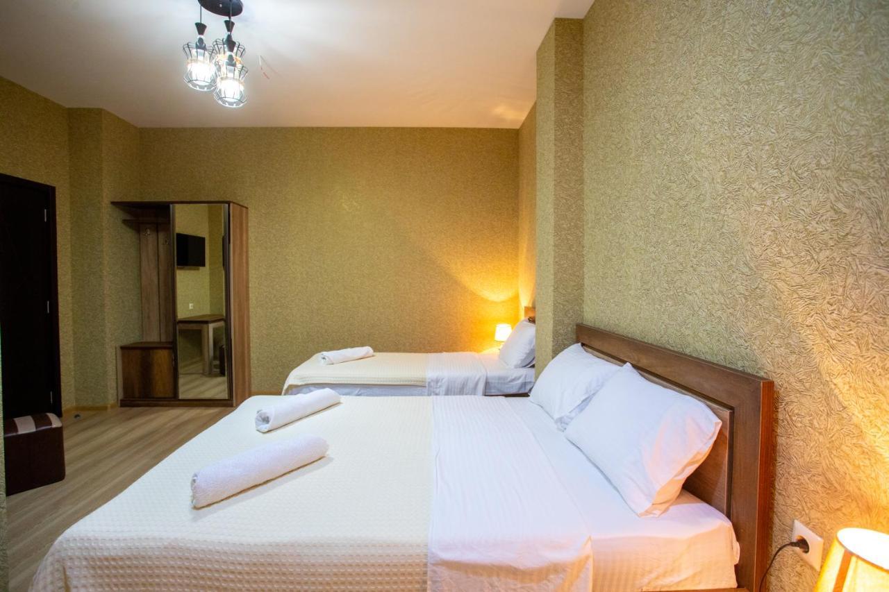 Hôtel Panorama Koutaïssi Extérieur photo