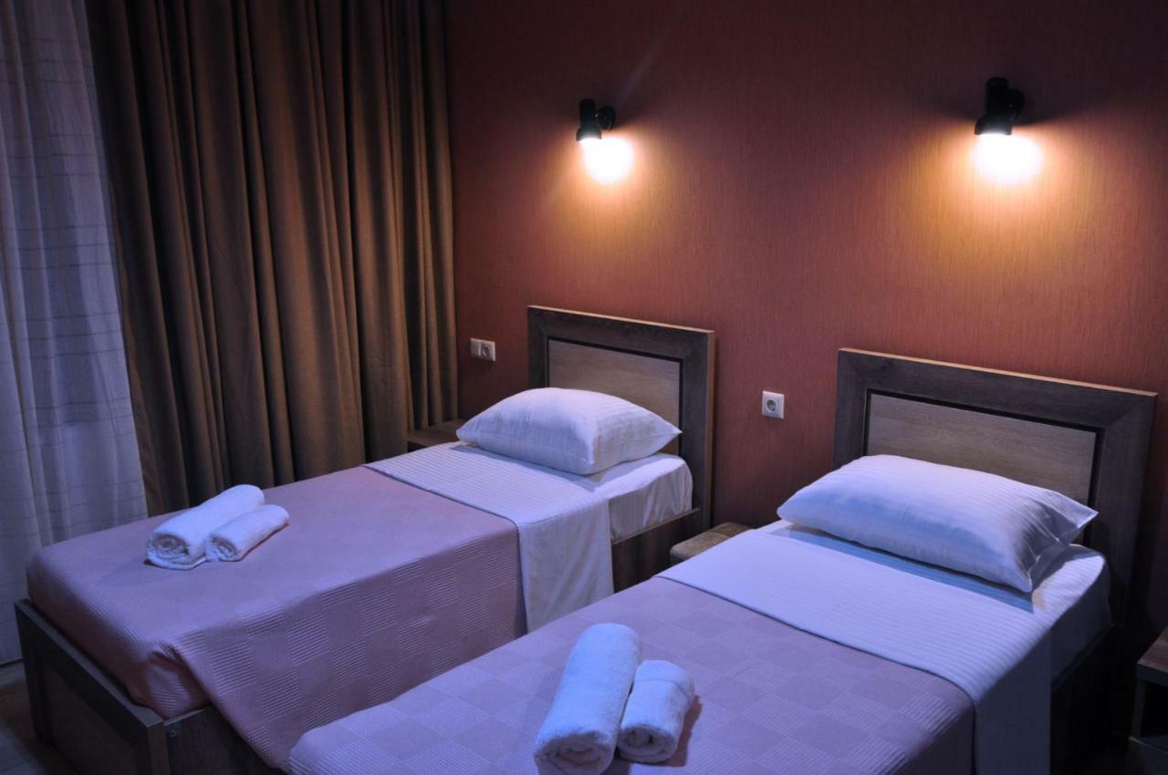 Hôtel Panorama Koutaïssi Extérieur photo